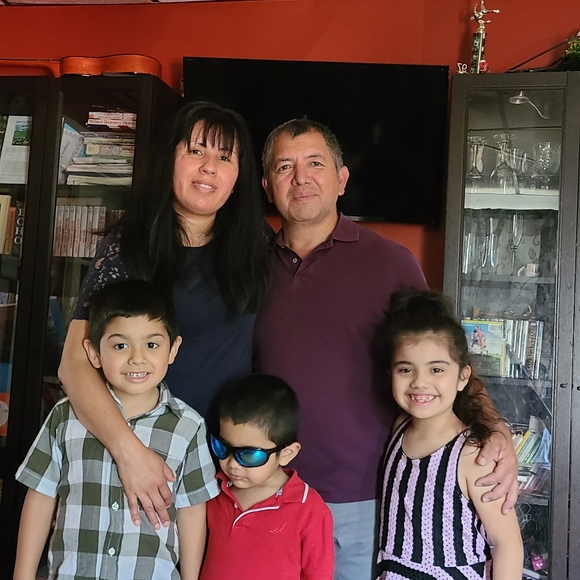 Meet your Posher,Carolina - Picture 3 of 5